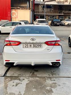 تۆیۆتا کامری